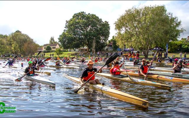 Whirling paddles and spraying water showed the racing spirit of paddlers during the first Stanford River Festival on the Kleinrivier river.