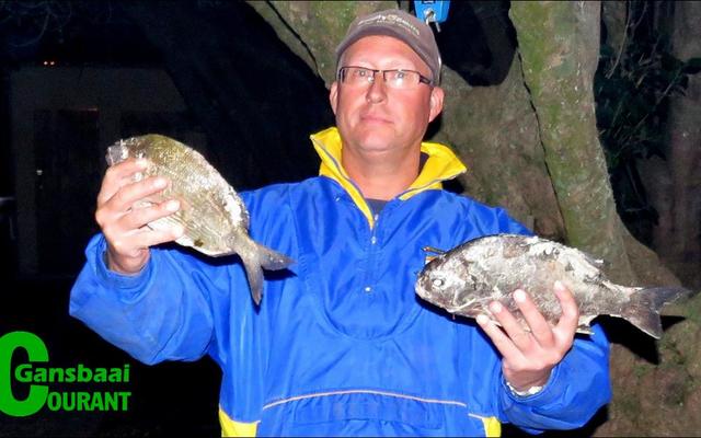 Sihan Toua is net â€˜n kortkop agter Oubaas Lesch in die tweede posisie.