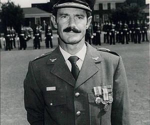 Fikse Alec Kitley bereik 80ste mylpaal