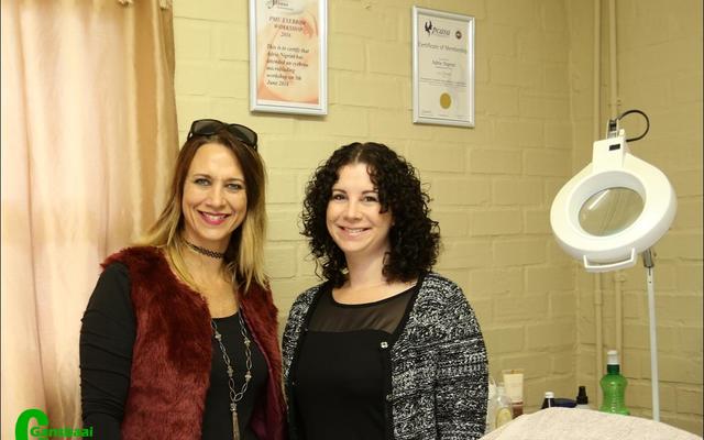 Adrie Nigrini en Barbara Vermeulen was Maandag gereed vir hulle kliÃ«nte in die nuwe perseel van The Beauty Spot.