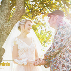 Anton Goosen & Estie trou- Copyright JeanrÃ© du Plessis