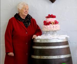 Van Stadens vier â€˜n 90-jaar fees