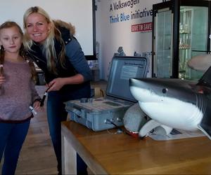 Huge shark shows up teeth on Marine Day 