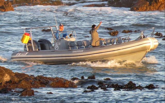 Hierdie foto is Saterdag by â€˜n baie bedrywige Kleinbaai hawe geneem.