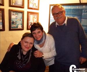 Clive deel sy lewe as ingenieur oorsee