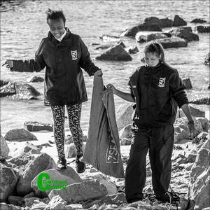 Lerato Hermanus and Caitlyn van Eeden made the effort to be part of the harbour clean-up.