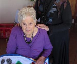 Vroetelkombersie vir 'n dierbare vrou