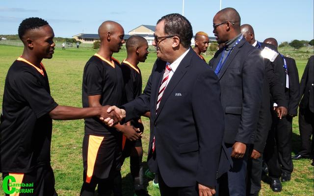 It was a proud moment for both the Solyx United FC and I&J Express FC teams when Dr Danny Jordaan, SAFA President wished them luck for the game. Pictured here is Tabani Matshine (Solyx United FC) shaking hands wit Dr Jordaan.