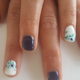 Overlay with accent nail