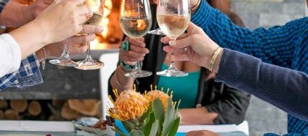 Bellamente_guesthouse_cheers_1505806250