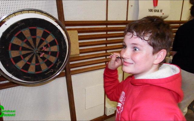 2 veerpyltjies was in die â€œBullâ€™s-eyeâ€, nou vir die 3de een â€“ Adriaan Basson (7).