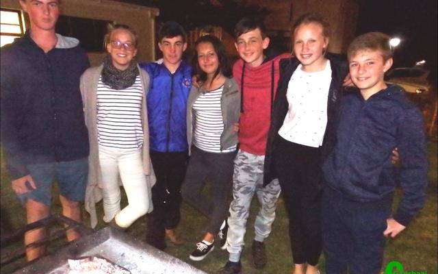 Die belangrike span â€“ die groep braaiers wat onder andere vir heerlike gebraaide sosaties gesorg het.