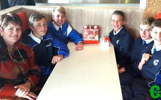 Juf Jolette Bezuidenhout, AJ Bosch, MornÃ© Nortje, Gavin Middleton, Christof Dahl en NieldrÃ© Groenewald spandeer hul welverdiende pryse.