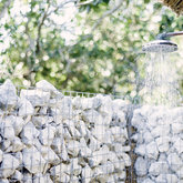 Outdoor Shower at Lagoon Lodge