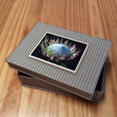 Personalise your gift box