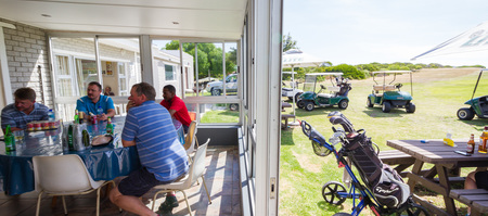 Gansbaai_golf_club_people_having_fun_inside_2__1512029609