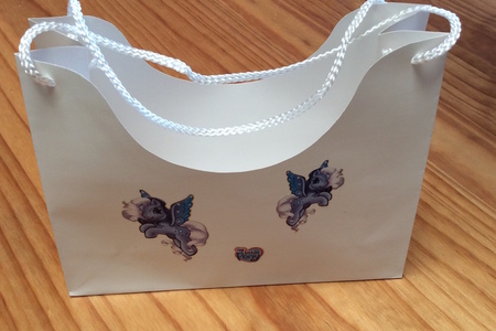 K_K_bags_with_stickers_1512035488