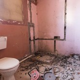 Bathroom before renovation