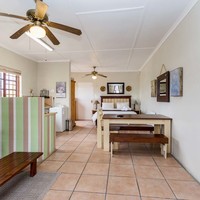 Open plan bedroom and lounge