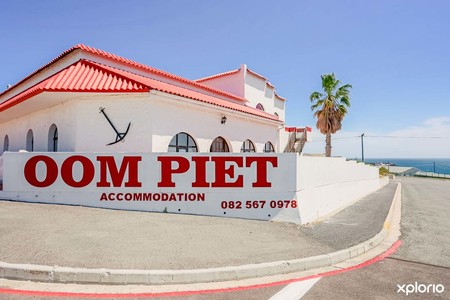 Oom_piet_accomodation_front_exterior_sea_view_1519913459