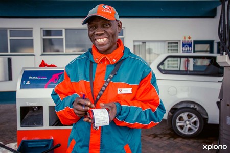Gansbaai_Caltex_friendly_staff_1521542072