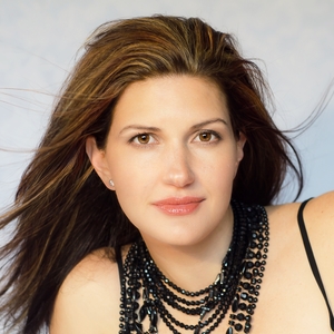 Black_Beadshot_new_1521713783