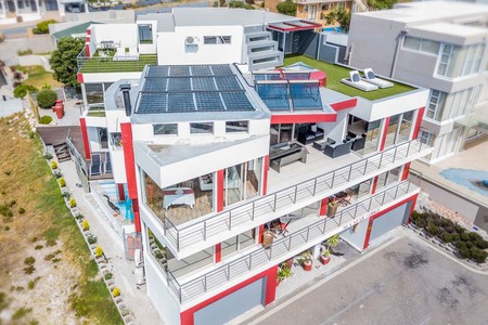 Seastar_lodge_aerial_view_1522059140