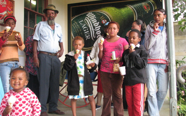 Tydens Kersdiens by Baardskeerdersbos