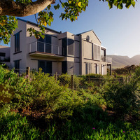 Buy your dream home in Stanford