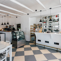 Stanford coffee shops and restaurants