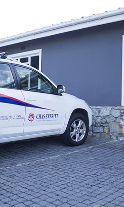 kleinmond_real_estate_chas_everitt_vehicle_branding_1533049569
