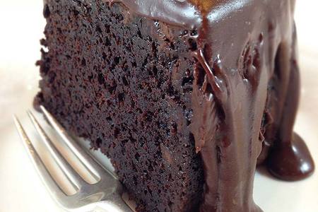 Brick_Street_Chocolate_Cake4_1542182195