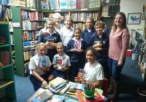 Students from Michelle Marais Study Facility