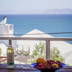 Amazing_grace_B_B_wine_and_fruit_on_deck_with_seaview_1515403728_1545894300
