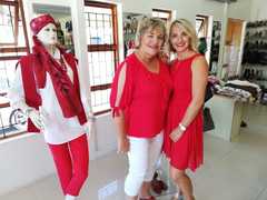 Valentine's Day Outfits @ Komtessa