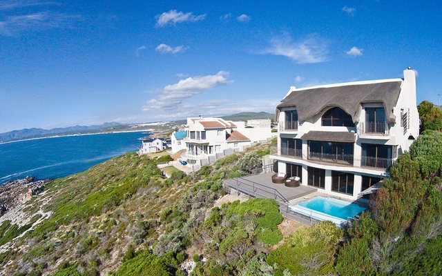 Gansbaai Accommodation - Whale Huys - Views