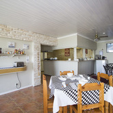 Gansbaai - On The Rocks B&B - Dining Area & Kitchen
