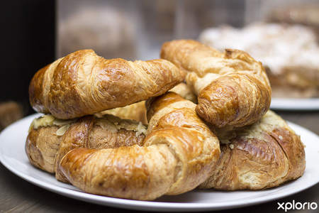 kleinmond_restaurant_bistro14_croissants_1531820324_1559649252