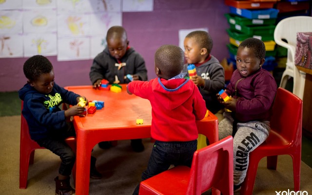 Food_4_thought_children_in_class_2_1525936590_1558517955