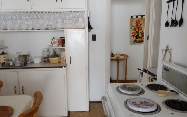 de_huys_properties_kitchen_1558620459