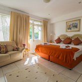 Hermanus - Norfolk Guest House - Sandpiper Bedroom