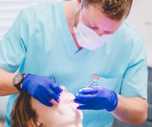 Dr Righardt van Huyssteen and his dental services