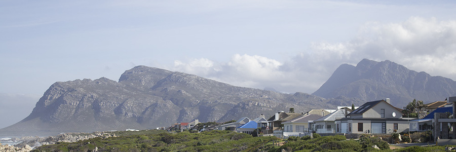 kleinmond_town_mountains_from_town_1543389280_1559719477