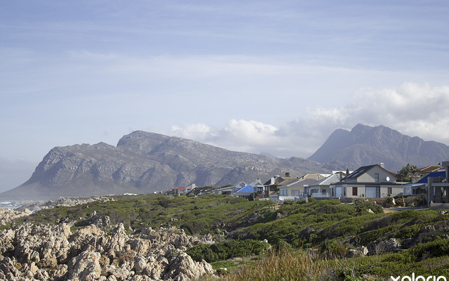 kleinmond_town_mountains_from_town_1543389280_1559719477