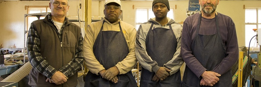 kleinmond_creative_shops_wine_barrel_creations_team_1538045108_1559720816