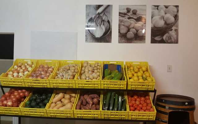Bredasdorp_Plaasmark_vegetables_1560522785