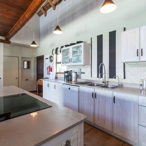 Kichen_area_1562085328