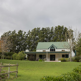 Hermanus - Rustic Hideaways - Shiraz Cottage Exterior