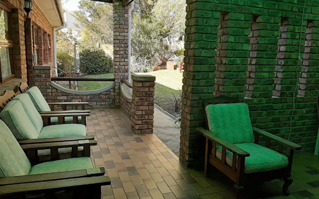 seeff_bredasdorp_4_bedroom_house_patio_1562314196