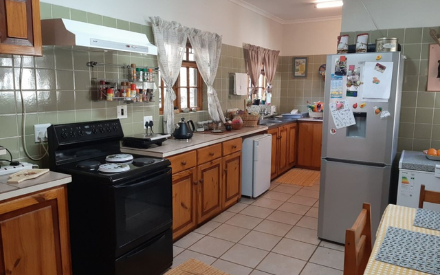 seeff_bredasdorp_3_bedroom_house_kitchen_1562315556